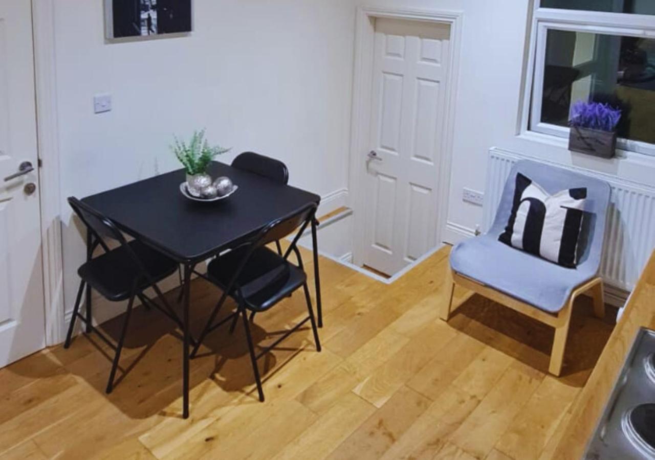 Modern 2 Bedroom Apartment In Peckham Londra Dış mekan fotoğraf