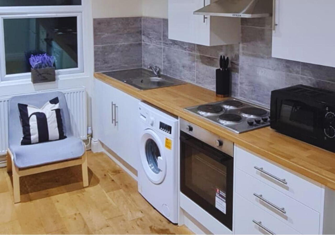 Modern 2 Bedroom Apartment In Peckham Londra Dış mekan fotoğraf